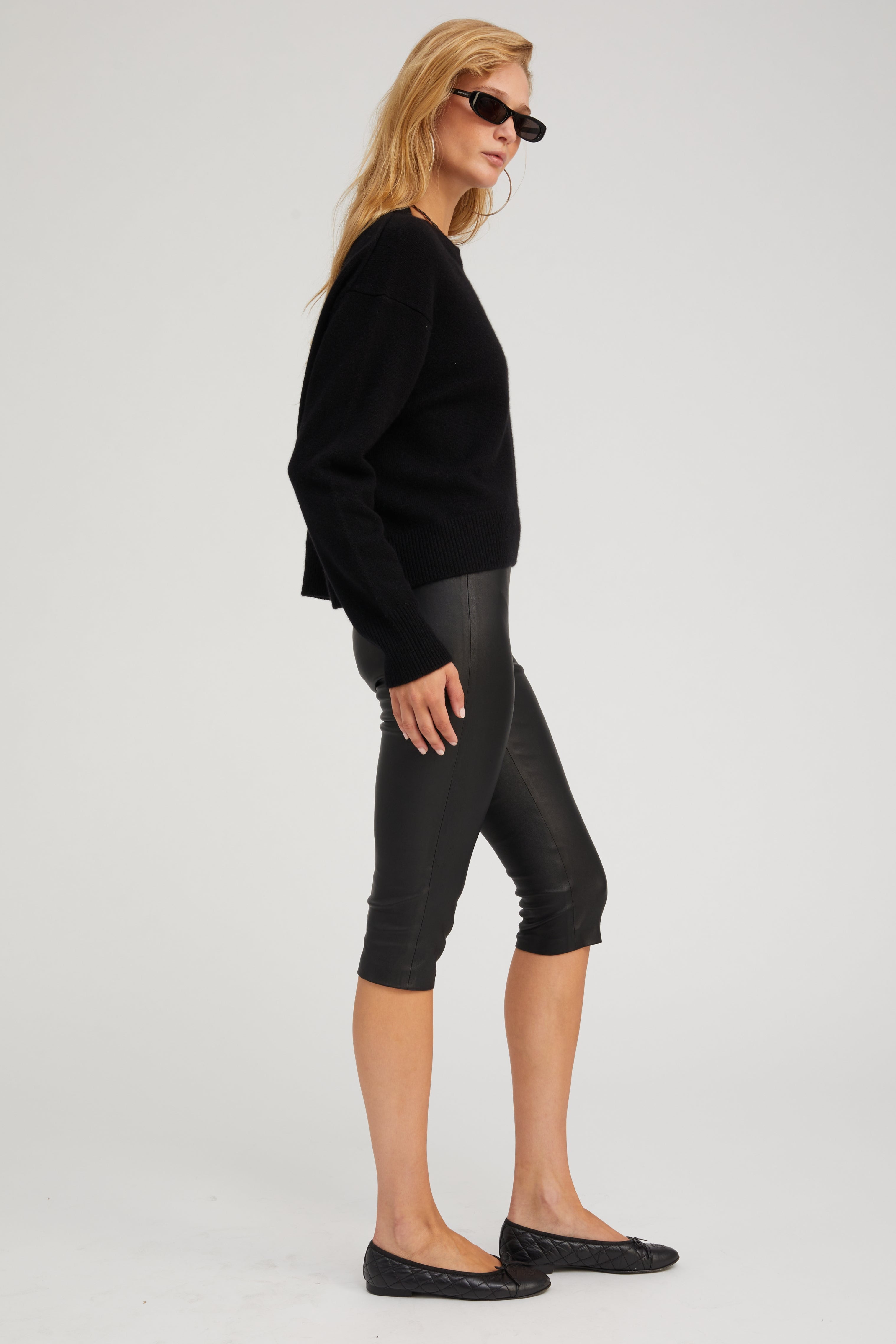 Black Cashmere Boxy Sweater